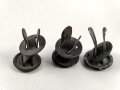 Satz Splinte für einen Stahlhelm der Wehrmacht. Original, gebraucht. Überlackiert