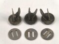 Satz Splinte für einen Stahlhelm der Wehrmacht. Original, gebraucht. Überlackiert