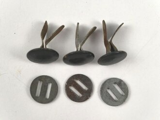 Satz Splinte für einen Stahlhelm der Wehrmacht. Original, gebraucht. Überlackiert