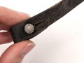 Stahlhelm Kinnriemen Wehrmacht, frühes Stück mit Leichtmetallbeschlägen , gebarucht