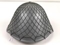 DDR, Stahlhelm der Nationalen Volksarmee, die Glocke datiert 1979, ungetragenes Stück