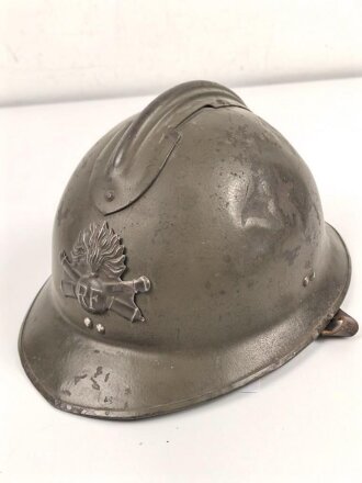 Frankreich 2. Weltkrieg, Stahlhelm Modell 1926, datiert...