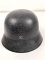 Tschechoslowakei,  Stahlhelmglocke der Wehrmacht, weiterverfwendet bei der Feuerwehr in der Nachkriegszeit. Hersteller SE64