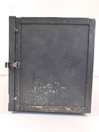 20 Watt Sender d ( 20 W.S.d ) datiert 1944, Originallack, Funktion nicht geprüft. Mit nummerngleichem Deckel