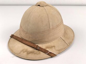 Tropenhelm , vermutlich Frankreich. Fleckig, sonst gut