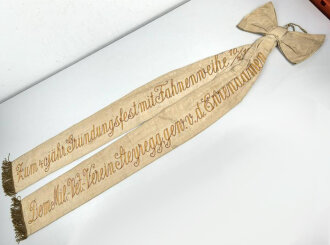 Österreich, zweiteiliges Fahnenband anlässlich des 40 jährigen Gründungsfest mit Fahnenweihe 1910. Militärverein Steyregg. Gesamtlänge etwa 170cm