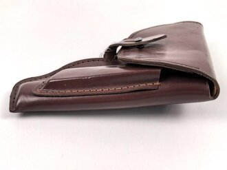 DDR, Pistolentasche braunes Leder Makarov. Mdi Stempel, so u.a. bei der Volkspolizei getragen