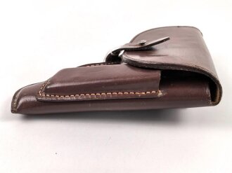 DDR, Pistolentasche braunes Leder Makarov. Mdi Stempel, so u.a. bei der Volkspolizei getragen