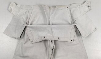 Kriegsmarine,  weiße Klapphose für Mannschaften. Getragenes Stück, keine erkennbaren Stempel