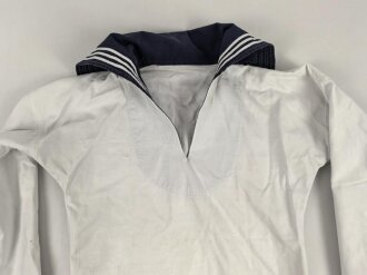 Kriegsmarine, weisses Hemd für Mannschaften. Adler fehlt, stark getragenes Kammerstück