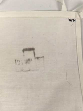 Kriegsmarine Hemdenkragen, so zum blauen Hemd und auf Befehl auch zum Arbeitshemd getragen. Original zusammengelegtes Kammerstück