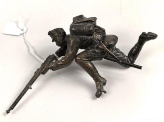 Österreich k.u.k. , schwere , plastische Darstellung eines Infanteristen. Gesamthöhe etwa 9cm, ohne Sockel