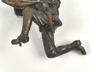 Österreich k.u.k. , schwere , plastische Darstellung eines Infanteristen. Gesamthöhe etwa 9cm, ohne Sockel