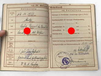 Wehrpaß Heer, eingestellt am 1.10.1934 bei Kommando der Schutzpolizei Düsseldorf