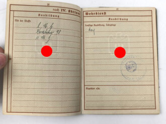Wehrpaß Heer, eingestellt am 1.10.1934 bei Kommando der Schutzpolizei Düsseldorf