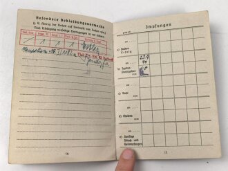 Soldbuch Luftwaffe,  ausgestellt 4.9.1944 bei Flak Ersatz Abteilung 45 Rottweil / Neckar.