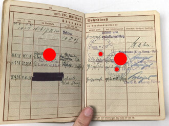 Wehrpaß Heer, eingestellt 21.1.36 bei Erg.Batl. 28 Tübingen.