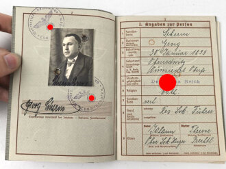 Wehrpaß, ausgestellt 16.9.1937, wenige Einträge