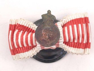 Österreich , Knopflochminiatur bronzene Militärverdienstmedaille