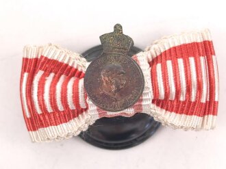 Österreich , Knopflochminiatur bronzene...