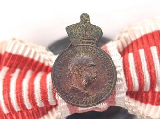 Österreich , Knopflochminiatur bronzene...