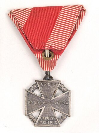 Österreich k.u.k.,  Karl Truppenkreuz 1916, am band