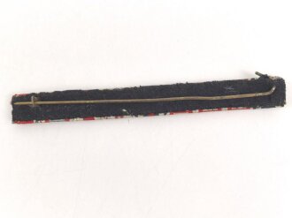 Bandspange eines tapferen Weltkriegsteilnehmers aus Österreich . Breite 135mm, defekt
