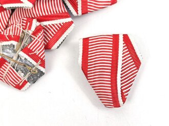 Österreich,  Einzelspange aus altem Herstellerbestand, sie erhalten ein ( 1 ) Stück