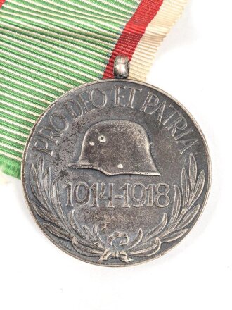 Ungarn, Weltkriegs Erinnerungsmedaille 1914-1918, mit Bandabschnitt