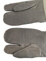 Paar Handschuhe für Kradmelder der Wehrmacht, wohl ungetragenes Paar, Grösse 8 1/2, datiert 1940