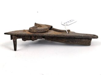 Teil einer  Perkussionspistole. Ohne Bezeichnung, Gesamtlänge 13,5cm, ungereinigt