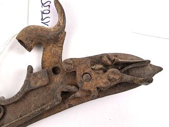 Teil einer  Perkussionspistole. Ohne Bezeichnung, Gesamtlänge 13,5cm, ungereinigt