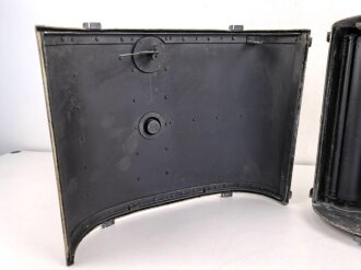 Luftwaffe, Filmkassette Fk.30 zum Reihenbildner für Luftaufklärung. Originallack, Fl.38805, ungereinigtes Stück. Maße 45 x 50 x 22cm