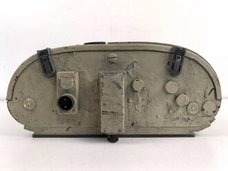 Luftwaffe, Filmkassette Fk.30 zum Reihenbildner für Luftaufklärung. Originallack, Fl.38805, ungereinigtes Stück. Maße 45 x 50 x 22cm