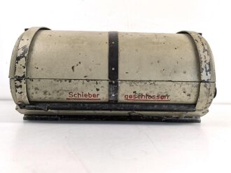 Luftwaffe, Filmkassette Fk.30 zum Reihenbildner für Luftaufklärung. Originallack, Fl.38805, ungereinigtes Stück. Maße 45 x 50 x 22cm