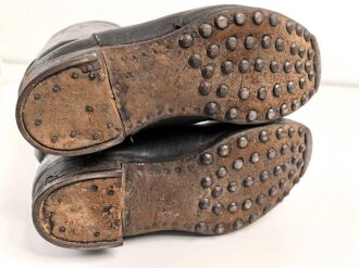 Paar Stiefel für Mannschaften , vermutlich Reichsarbeitsdienst oder ähnliches. Ungereinigt, Sohlenlänge 29,5cm