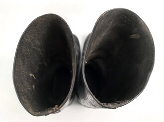 Paar Stiefel für Mannschaften , vermutlich Reichsarbeitsdienst oder ähnliches. Ungereinigt, Sohlenlänge 29,5cm
