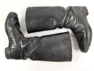 Paar Stiefel für Mannschaften , vermutlich Reichsarbeitsdienst oder ähnliches. Ungereinigt, Sohlenlänge 29,5cm