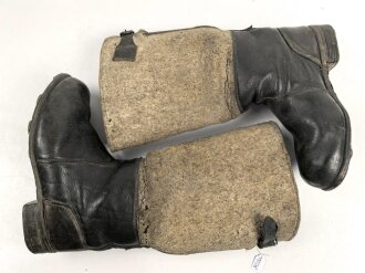 Paar Filz/ Leder Stiefel für Mannschaften der Wehrmacht. Getragenes Paar, ungereinigt, mottig, Sohlenlänge 29,5m