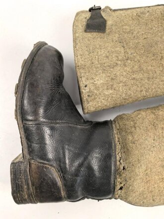 Paar Filz/ Leder Stiefel für Mannschaften der Wehrmacht. Getragenes Paar, ungereinigt, mottig, Sohlenlänge 29,5m