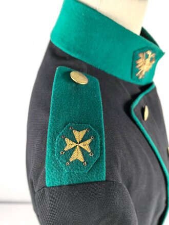 Österreich, schwarzer Mantel eines Uniformschneiders aus Wien in gutem Zustand