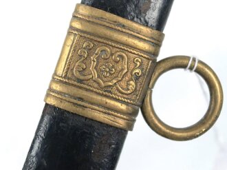 Österreich k.u.k., Scheide für einen Säbel für Beamte. Namenszug FJ1 für Franz Joseph I. Gebraucht, Gesamtlänge 80cm
