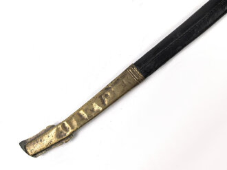 Österreich k.u.k., Scheide für einen Säbel für Beamte. Namenszug FJ1 für Franz Joseph I. Gebraucht, Gesamtlänge 80cm