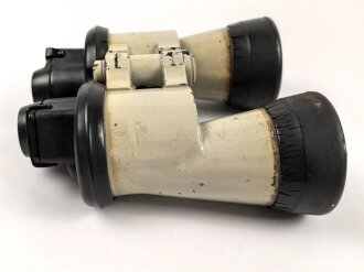 Kriegsmarine, U Boot Fernglas DF 7 x 50. Hersteller blc. Klare Durchsicht, Originallack, die Gummiarmierung beim Ausblick trocken, beim Einblick weich.