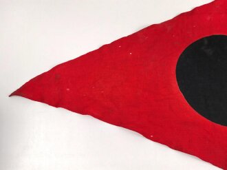 Kriegsmarine Gefechtsstander rot " Gefechtswendgs.Stdt.rot". Maße 91 x 115cm. Ungereinigt, leichter Mottenschaden