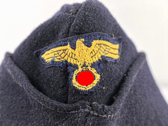 Kriegsmarine, Schiffchen für Mannschaften , der Adler neuzeitlich aufgenäht, ungereinigt, mit Reichsbetriebsnummer