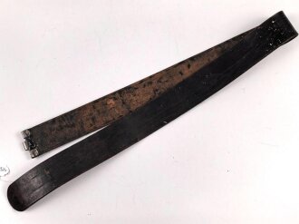 Koppelriemen für Angehörige von Parteiverfbänden. Geschwärztes Leder, Gesamtlänge 98cm