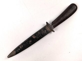 Kampfmesser / Stiefelmesser Wehrmacht. Hersteller...