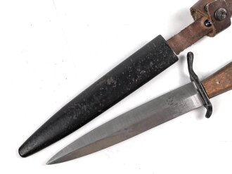 1. Weltkrieg Grabendolch. Hersteller Aeskulap Tuttlingen, original geschwärztes Stück
