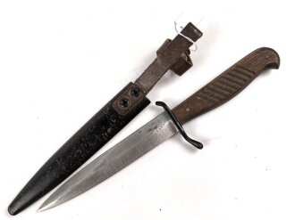 1. Weltkrieg Grabendolch. Hersteller Aeskulap Tuttlingen, original geschwärztes Stück